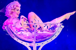 Assembly Hall Theatre : An Evening of Burlesque