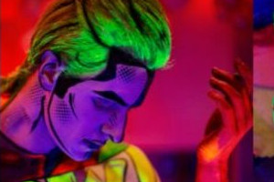 Tonbridge : UV Glow Party!