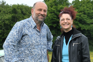 The Pantiles : Alisa & Keys